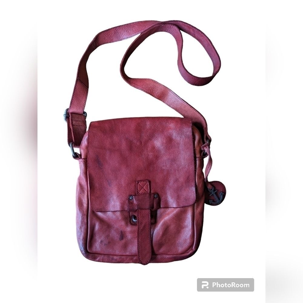 Harbour 2nd red leather crossbody bag
